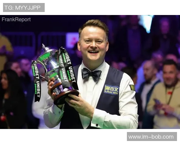 墨菲22投12中砍下34分9篮板5助攻2抢断1盖帽三分球表现出色 墨菲22投12中砍下34分9篮板5助攻2抢断1盖帽三分球表现出色