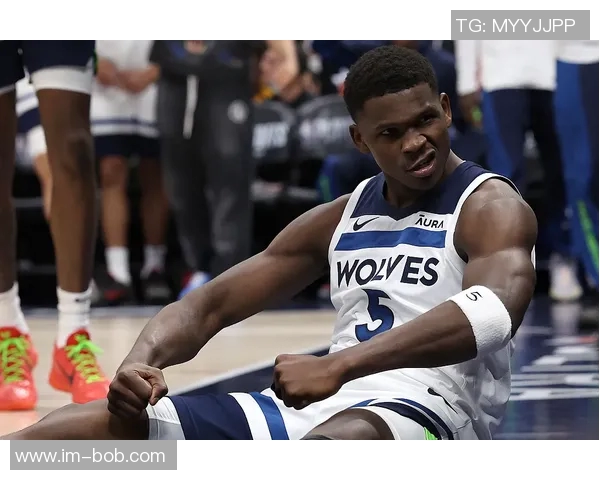 爱德华兹谈马刺激发状态期待与文班单挑的原因与意义